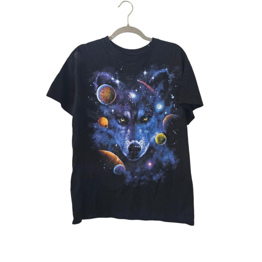 DOM Galaxy Wolf Space Planets Graphic Tee Medium